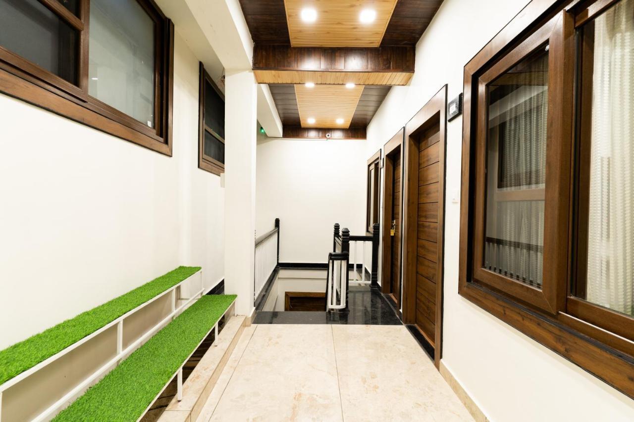 Hotel Woodland Nainital Εξωτερικό φωτογραφία