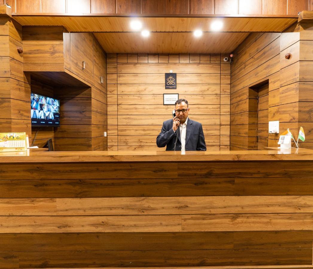 Hotel Woodland Nainital Εξωτερικό φωτογραφία