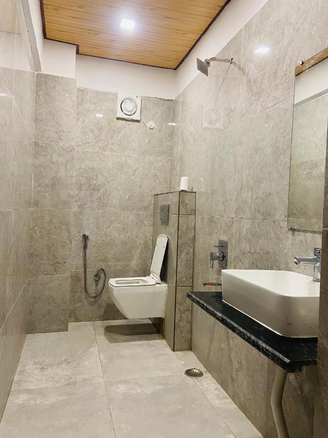 Hotel Woodland Nainital Εξωτερικό φωτογραφία
